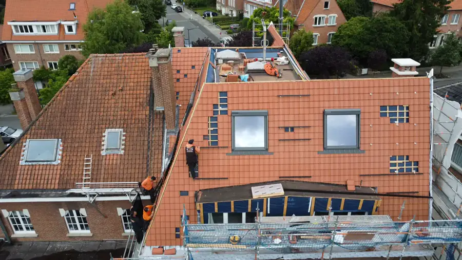 Rénovation de toiture vue d’ensemble — réalisation toiture par M Delleuse Marc Toitures